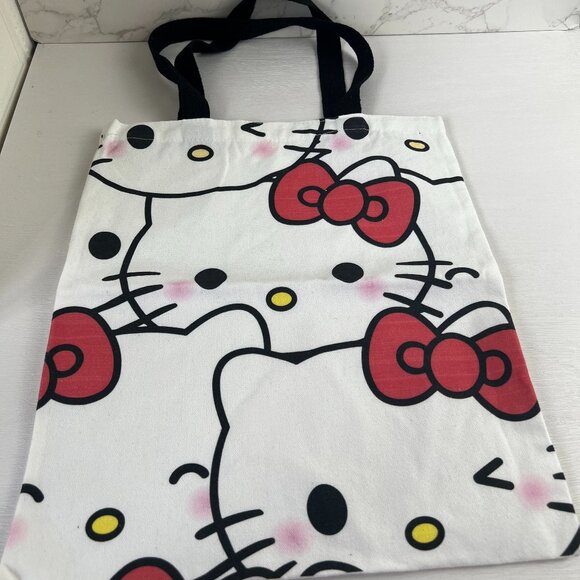 Hello Kitty Handbags - NEW HelloKitty Tote bag